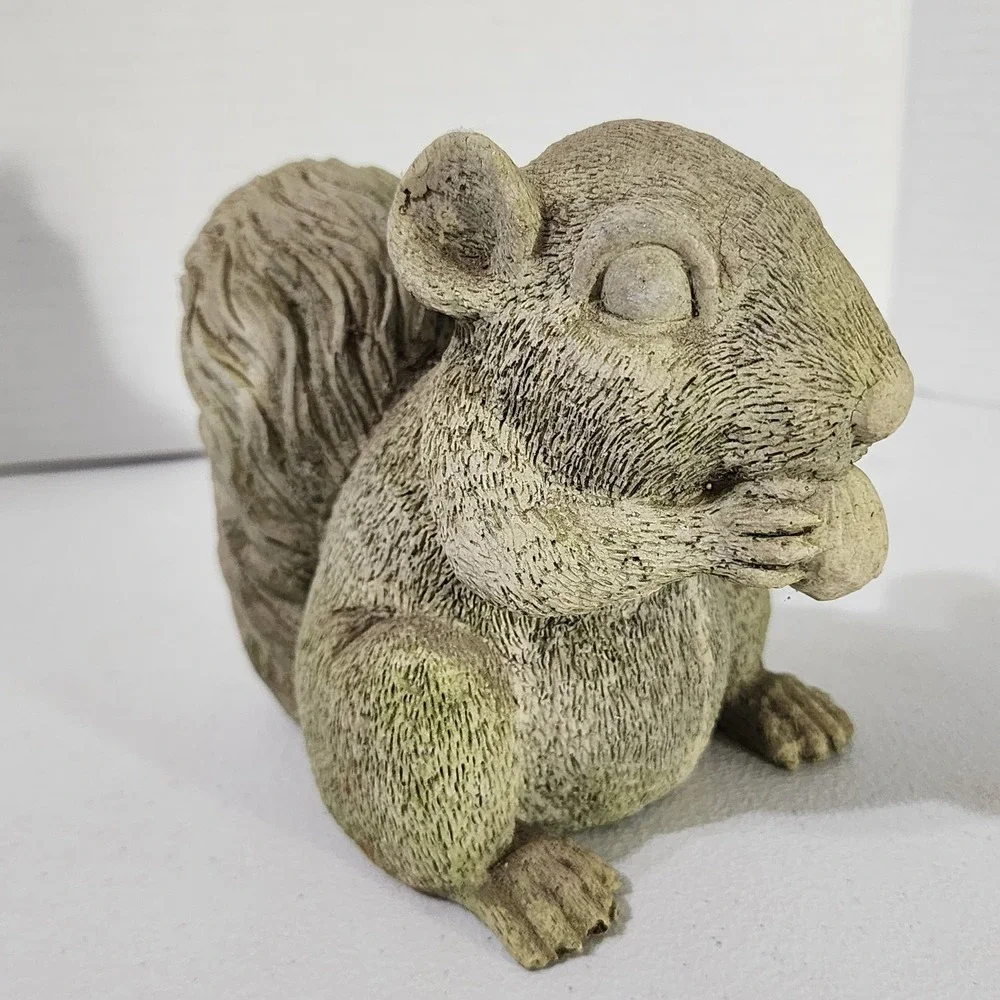 Vintage Stone Look Resin Squirrel Figurine Garden Statue Moss Green Decor 5 Inch